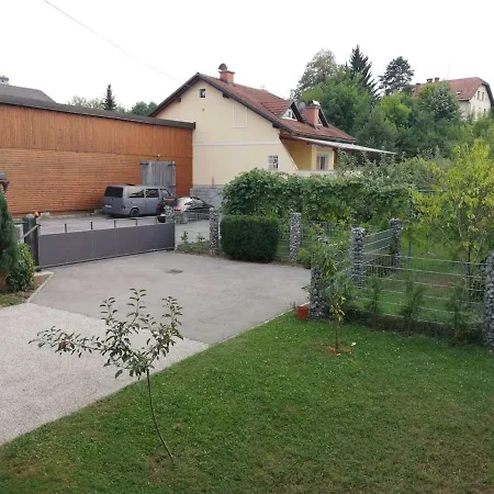 Apartment Spacious Apartment With Garden And Free Parking Ljubljana
