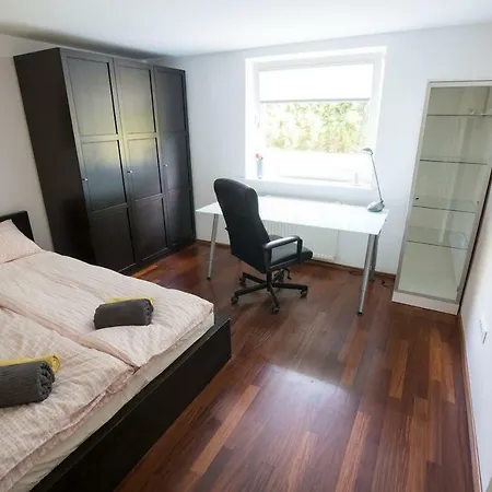 Spacious Apartment With Garden And Free Parking Ljubljana