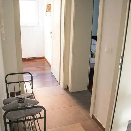 Spacious Apartment With Garden And Free Parking * Ljubljana